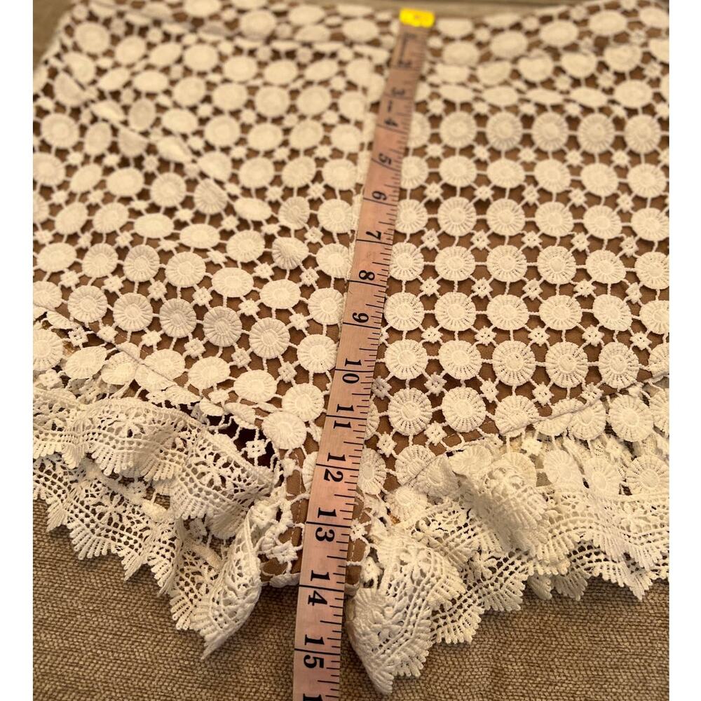 Amaryllis X Dani Austin White Lace Shorts - Picture 6 of 9